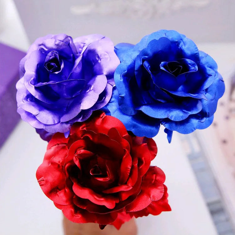 Bestes Geschenk für die Freundin: Goldene Rose als Hochzeitsdekoration, goldene Blume, goldene Rose mit Schachtel